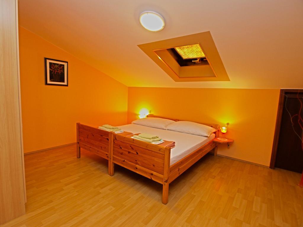 Apartments Denis 19 Fazana Exterior photo