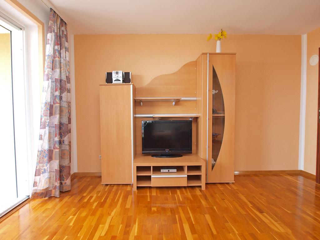 Apartments Denis 19 Fazana Exterior photo