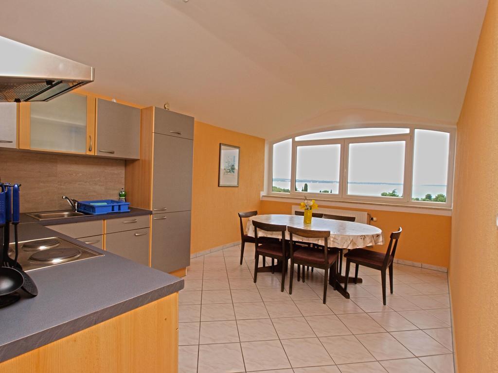 Apartments Denis 19 Fazana Exterior photo